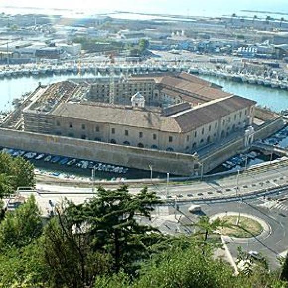KözépOlaszország Le Marche szállás, hotel, apartman Studio Italia Olasz Utazási Iroda KözépOlaszország Le Marche szállás, hotel, apartman Studio Italia Olasz Utazási Iroda